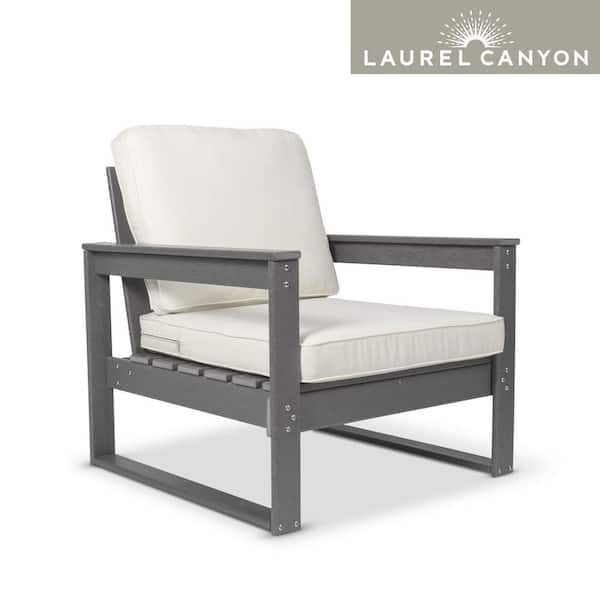 https://images.thdstatic.com/productImages/c275285c-a3b2-4bb1-9362-16b65a021a0f/svn/laurel-canyon-outdoor-lounge-chairs-hdlcsfc-64_600.jpg