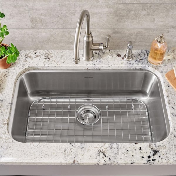 Portsmouth 30 in. x 18 in. Kitchen Sink Grid