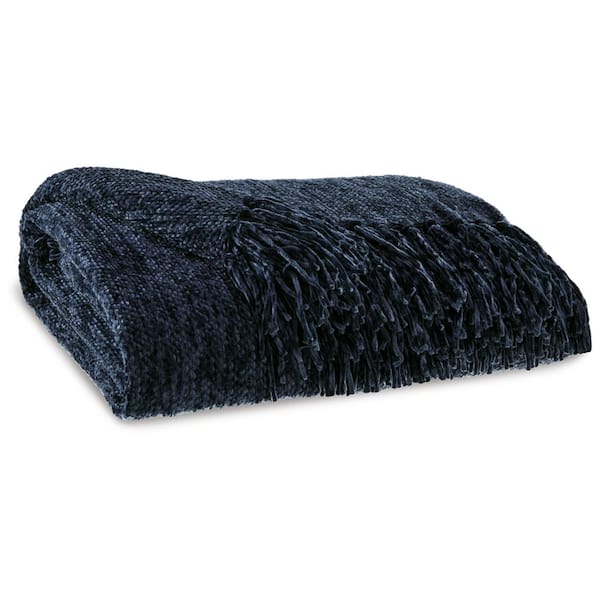 Signature DESIGN BY ASHLEY Tamish Blue Polyester Throw