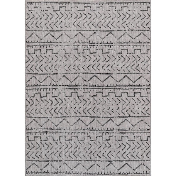 5 X 7 Light Gray Dark Gray Waikiki Modern Trellis Indoor Outdoor Area Rug