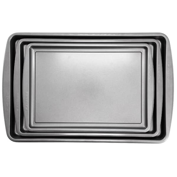 Love To Bake Nonstick Steel Jelly Roll 3-Piece Baking Sheet Set in Gray