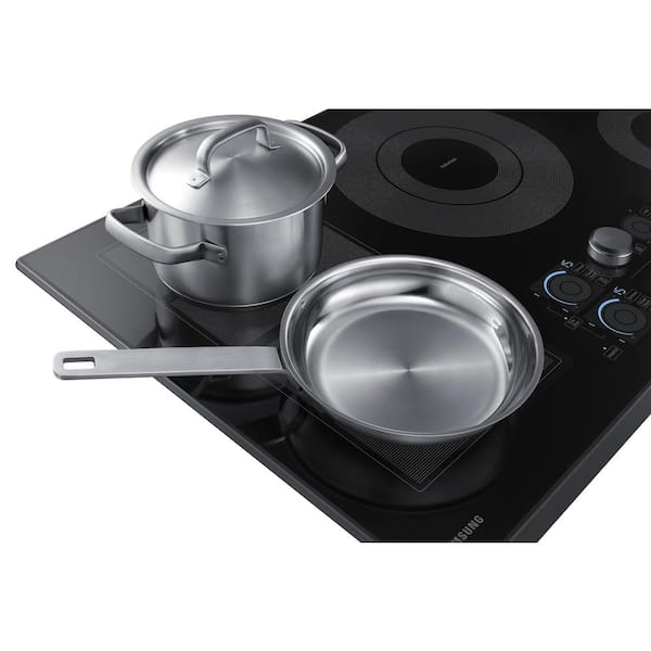 NZ36K7570RG Samsung 36 Smart Electric Cooktop with Sync Elements in Black  Stainless Steel FINGERPRINT RESISTANT MATTE BLACK STAINLESS STEEL - Metro  Appliances & More