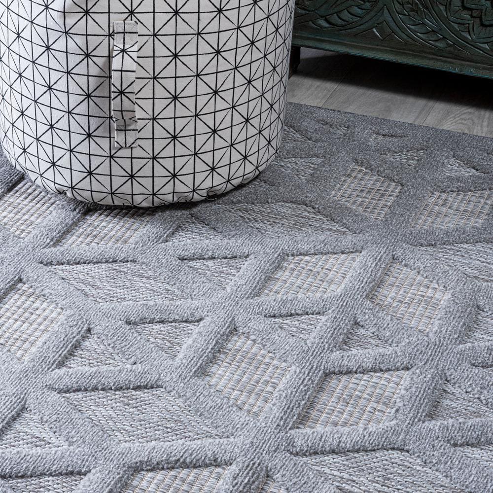 Elysian Light Gray Geometric Square Synthetic Indoor/Outdoor Rug
