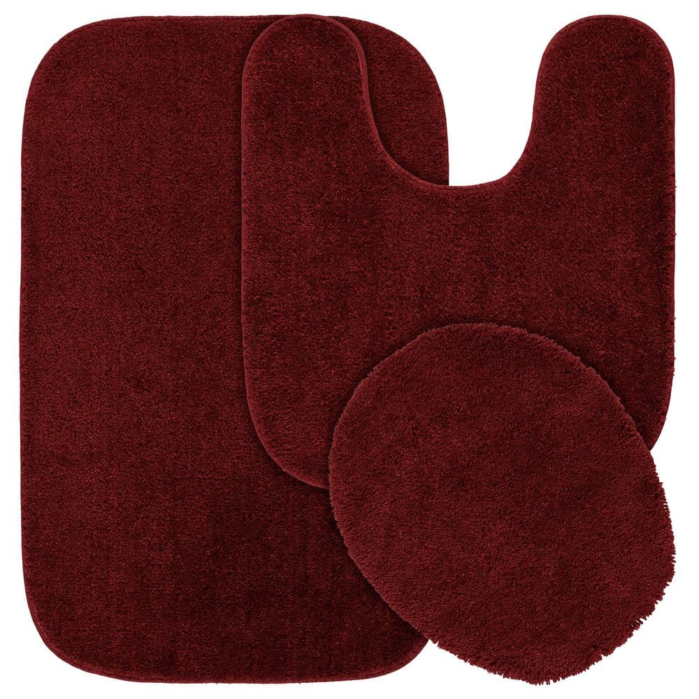 Chili Pepper Red Nylon Traditional 3-Piece Bath Rug Set