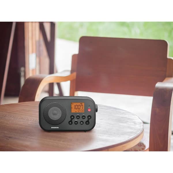 AM/FM/NOAA Weather Alert Digital Tuning Portable Radio