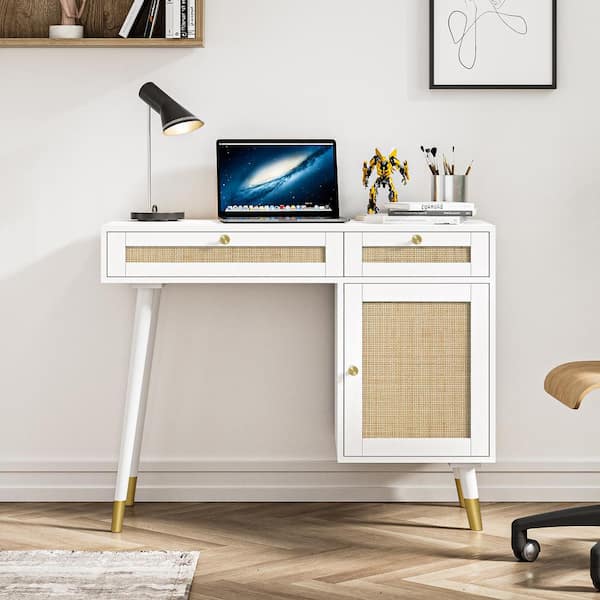 Teamson Home Creative 40-in White Modern/Contemporary Writing Desk in the  Desks department at