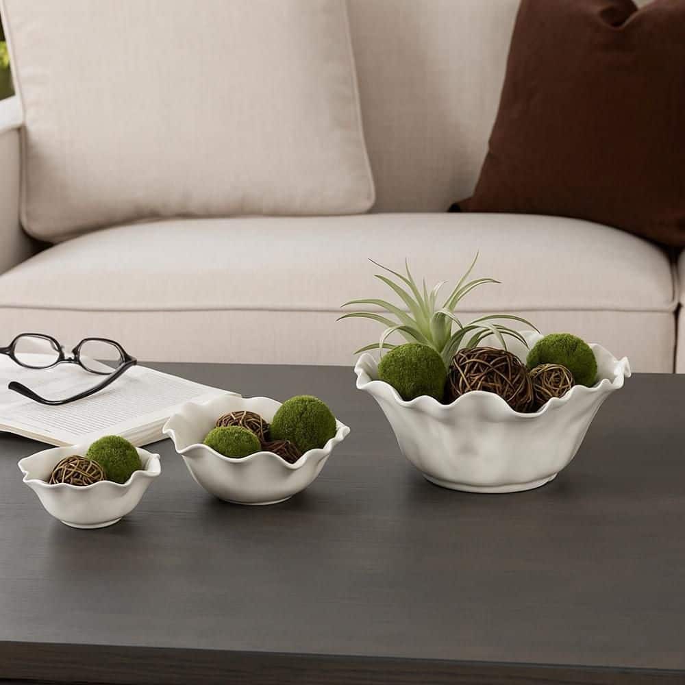 8/11/13 in. Ivory Ceramic Petal Fluted Edge Bowls (Set of 3) price history on PriceWatchPro
