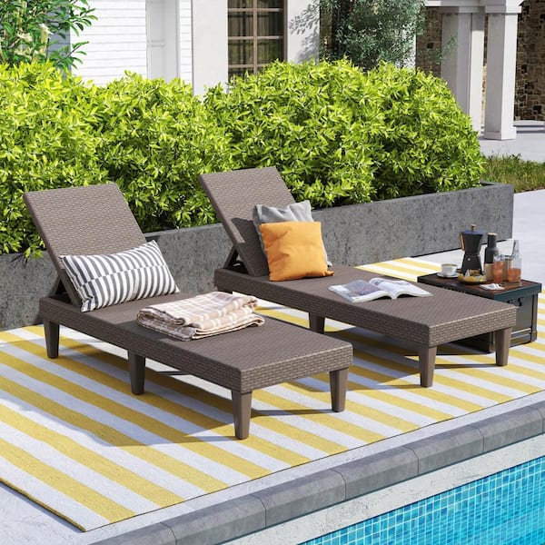Outdoor Lounge Chair 3-Position Reclining Chaise Chair with Waterproof Rattan in Brown Set of 1