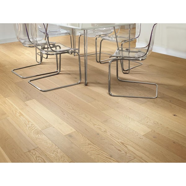 Shaw Morganton Horizon White Oak 3/8 in. T X 5 in. W Tongue and Groove Engineered Hardwood Flooring (29.53 sq.ft./case)