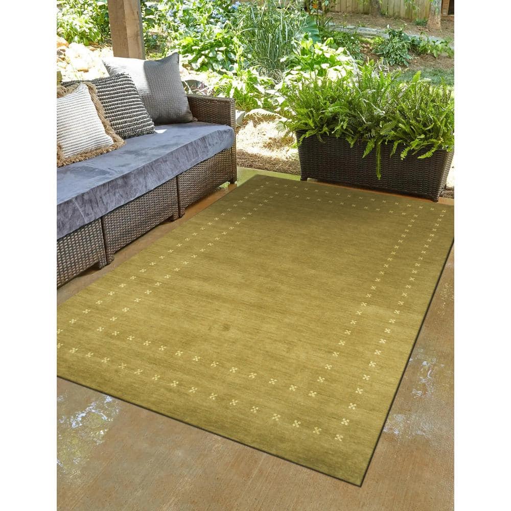 Green Hand-Knotted Wool 9' x 12' Area Rug