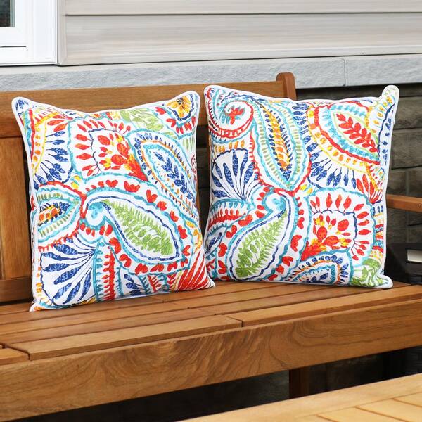 bold throw pillows
