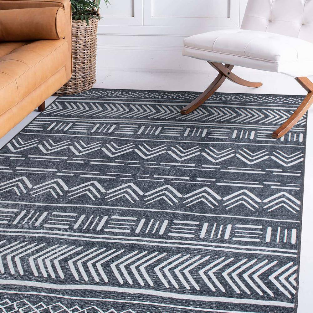 Gray Geometric Flat Woven Synthetic 10' x 14' Area Rug