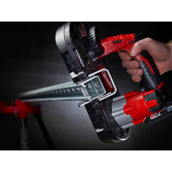 Milwaukee - M12 12V Lithium-Ion Cordless Sub-Compact Band Saw with XC Battery Pack 4.0 Ah and Charger Starter Kit