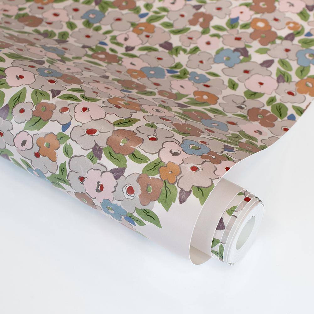 Cosy Posy Floral Peel and Stick Wallpaper in Neutral Colors