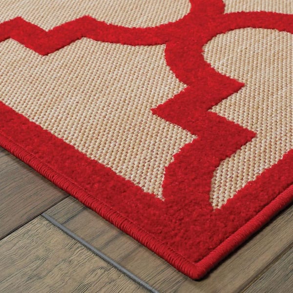 Red 4 ft. x 5 ft. Loomed Polypropylene Rectangle Indoor/Outdoor Area Rug