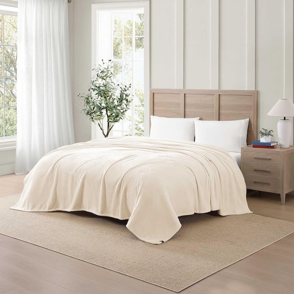 Tommy Hilfiger TH Solid Beige Full/Queen Plush Fleece Blanket