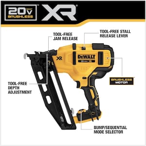20V MAX XR Lithium-Ion Cordless 16-Gauge Angled Finish Nailer with 20V MAX Compact 4.0Ah Battery Pack