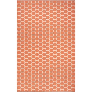 Reversible Indoor Outdoor Coral 4 ft. x 6 ft. Honeycomb Contemporary Area Rug