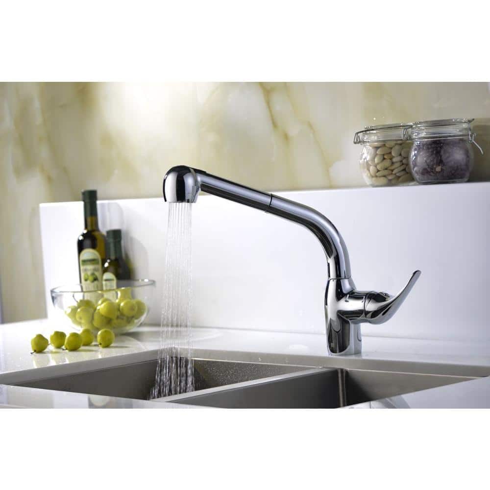 Chrome Single-Handle Pull-Out Spray Kitchen Faucet