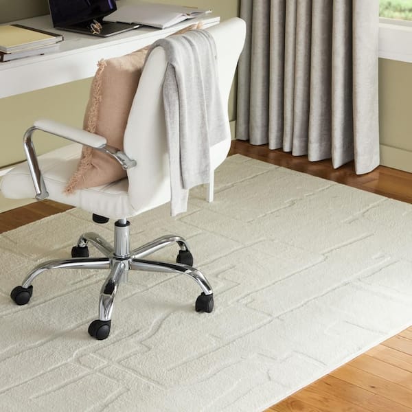 Rae Abstract Organic Washable 5 ft. x 7 ft. Ivory Indoor Area Rug