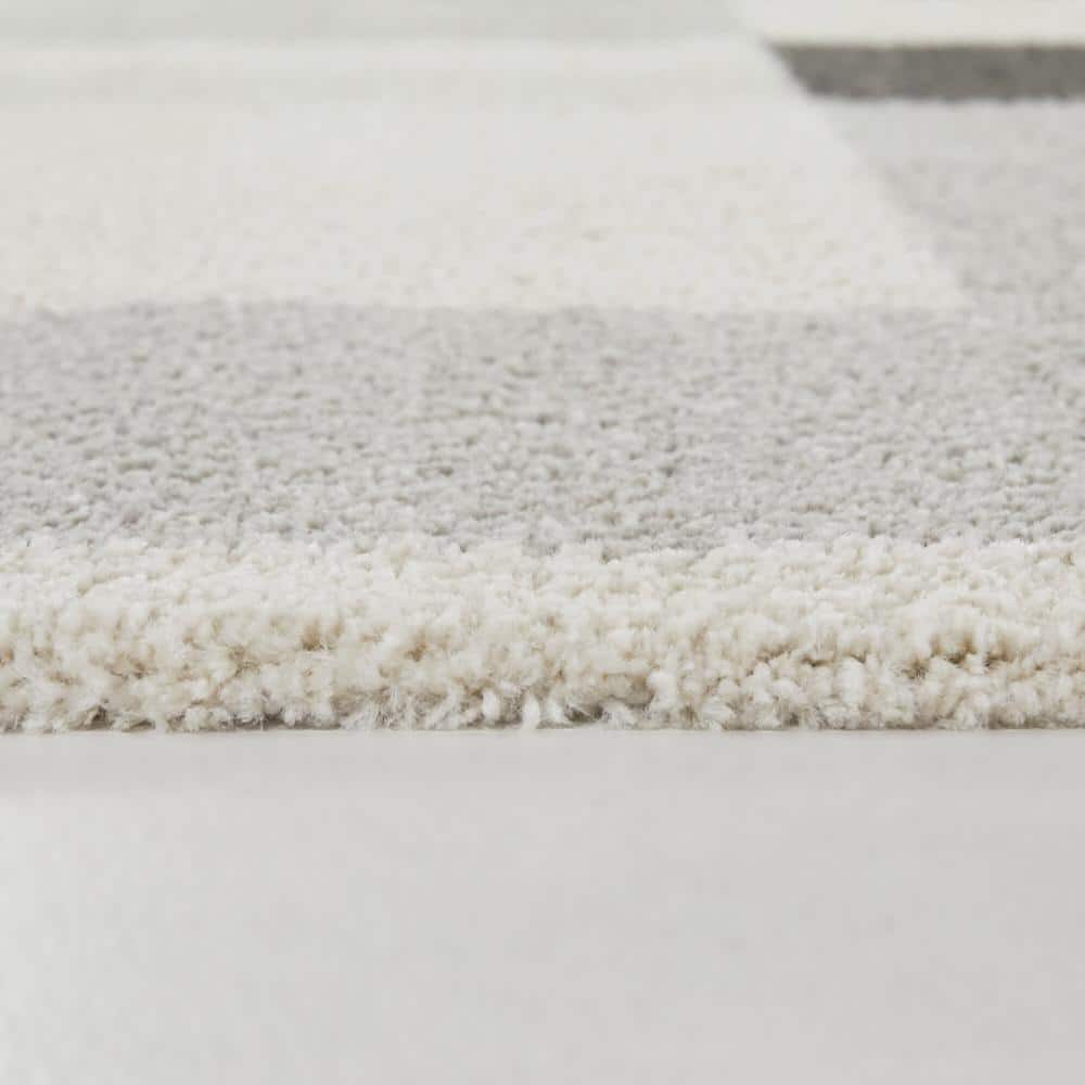 Janzen Gray and White Geometric Stain-Resistant Area Rug