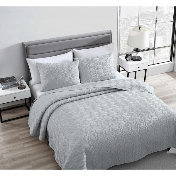 The Nesting Company Willow 3-Piece Gray Queen Quilt Set