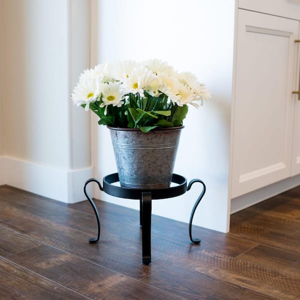 Small Indoor Outdoor Iron Patio Flowerpot Plant Stand (8 in. H Tall) Black Powder Coat Finish