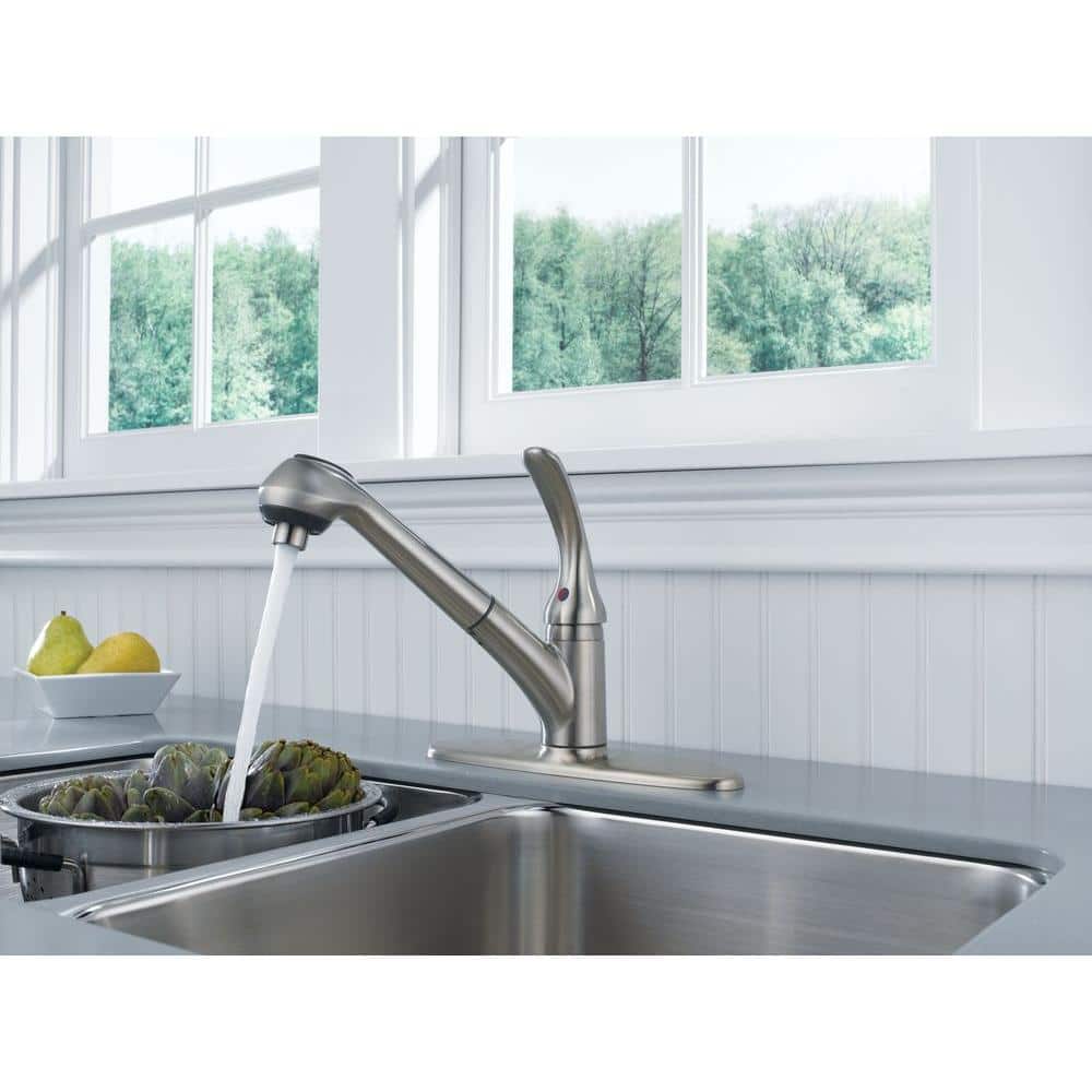 Stainless Steel Pull-Out Single Handle Kitchen Faucet