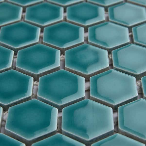 https://images.thdstatic.com/productImages/c3890f02-2fd4-485e-9090-a82a7fede3db/svn/jade-merola-tile-mosaic-tile-ftc1trgjde-44_600.jpg