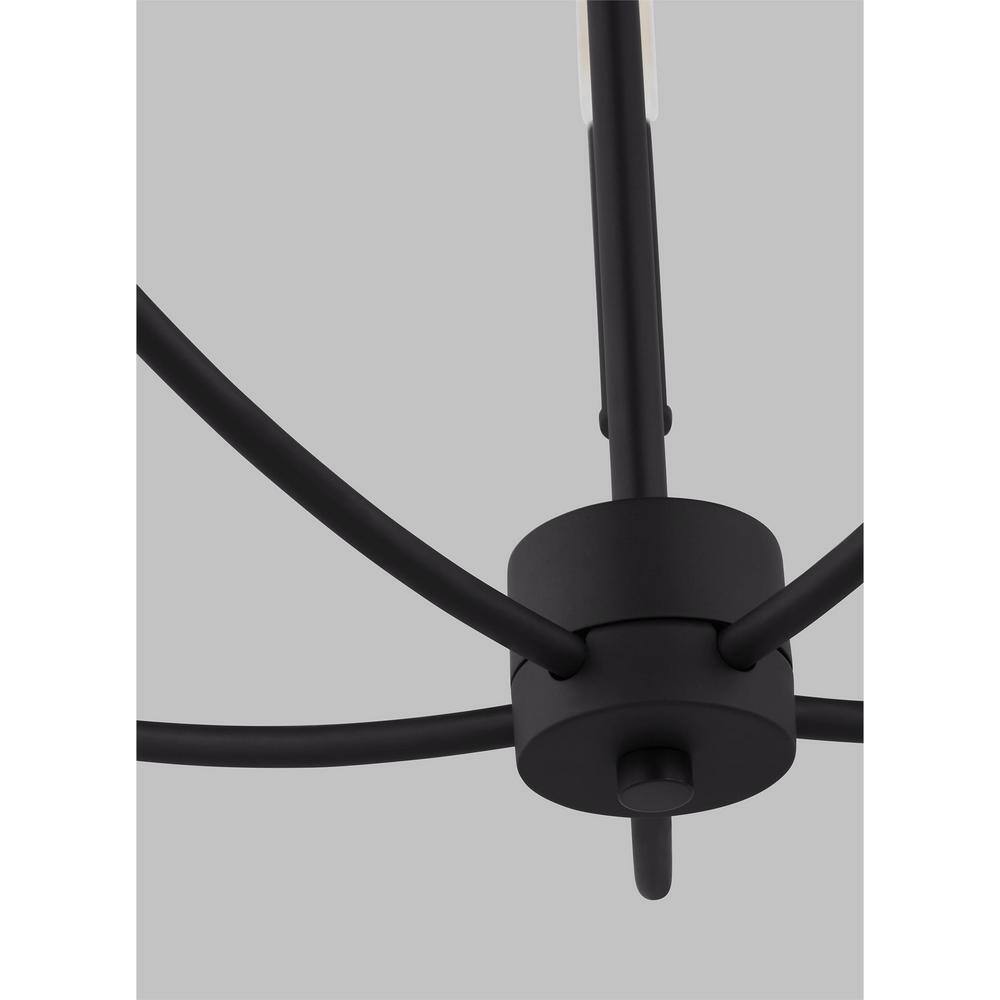 Greenwich 5-Light Incandescent Candle Chandelier in Midnight Black