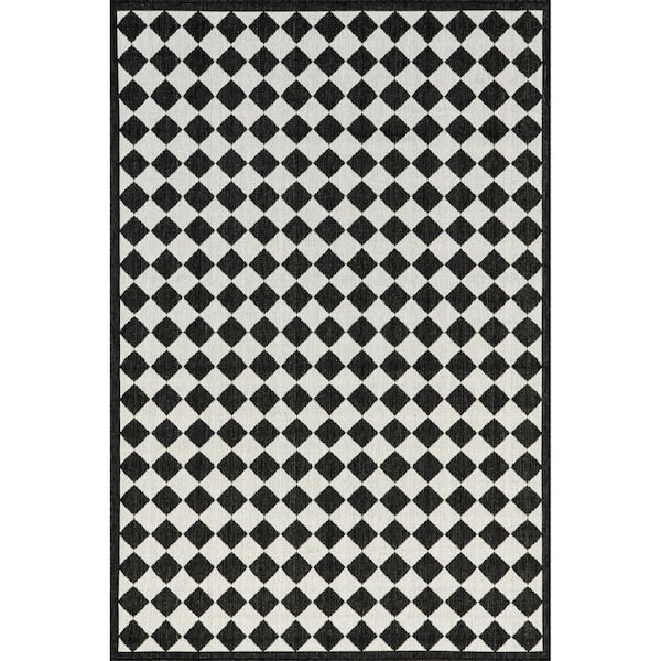 nuLOOM Myka Checkered Black And White 4 ft. x 6 ft. Indoor/Outdoor Area Rug