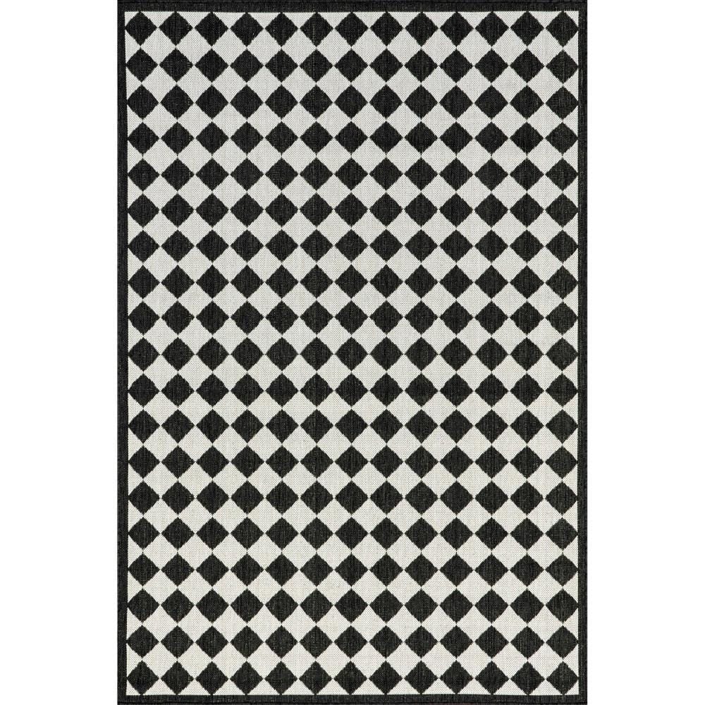 https://images.thdstatic.com/productImages/c3a70f71-6658-56e8-b066-1942a562c02e/svn/black-and-white-nuloom-area-rugs-bdrn04a-8010-64_1000.jpg