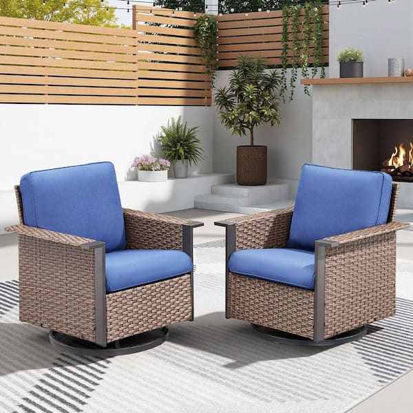 Buenaola 2-Person Wicker Outdoor Glider with Swivel Rocking