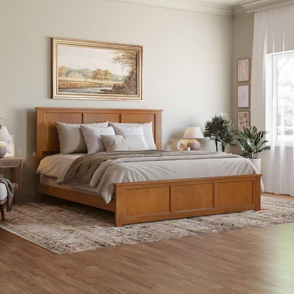 Madison Light Toffee Natural Bronze Solid Wood Frame King Foundation Panel Bed with Matching Footboard