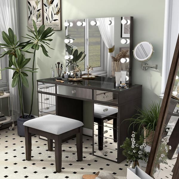 Dougou 3-Piece Gray Makeup Vanity Set with Mirrored panels, Lights, and Power Ports