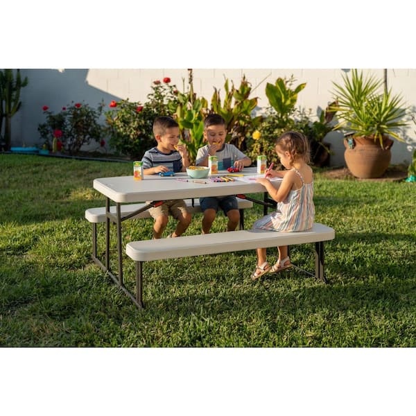 HDX Kids 1 Piece Almond and Bronze Resin Top Portable Indoor