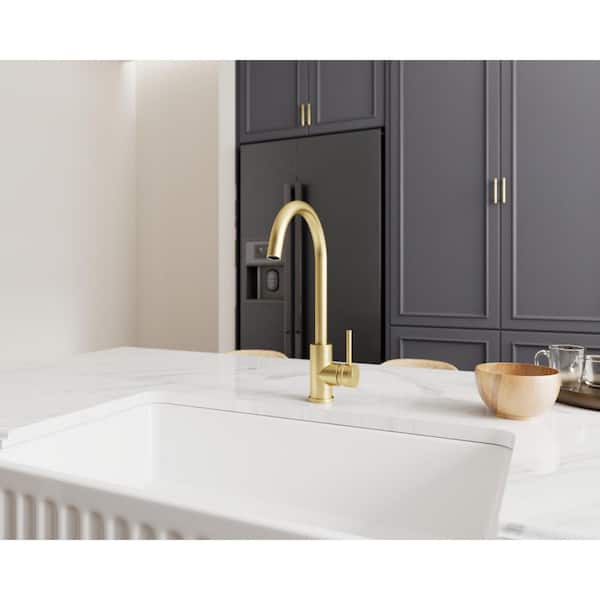 ANGELSEY Single-Handle High-Arc Kitchen Faucet with 360° Spout Swivel in Brushed Gold