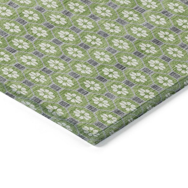 Chantille Machine Washable Indoor/Outdoor Abstract ACN1431 Green 5 ft. x 7 ft. 6 in. Area Rug