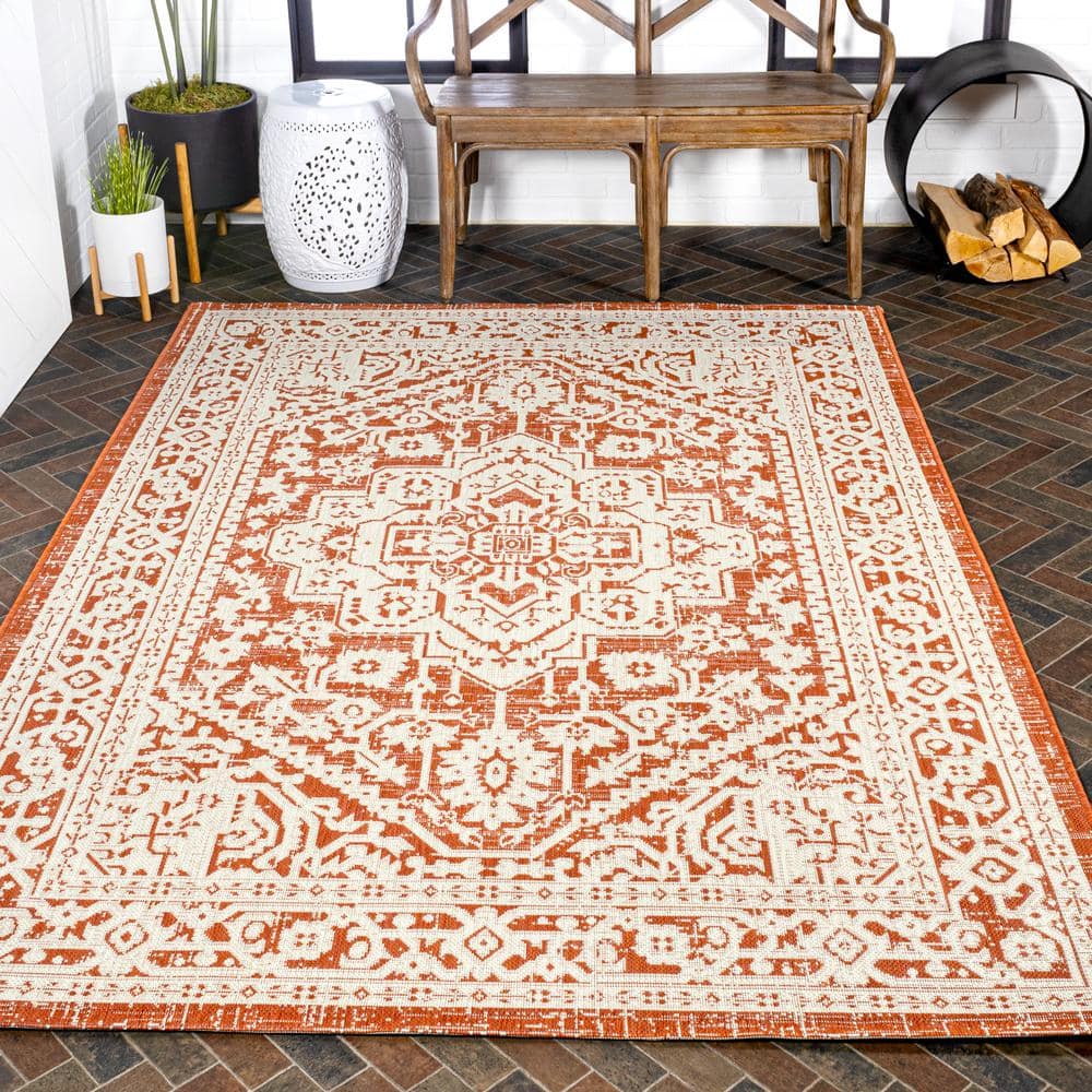 Sinjuri Orange/Cream Medallion Handwoven 9' x 12' Indoor/Outdoor Rug