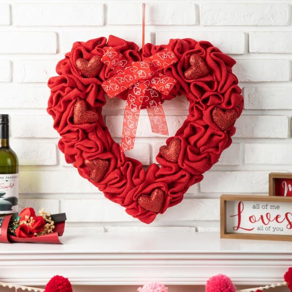 Glitzhome 19.25L Fabric Valentine's Heart Wreath - Red