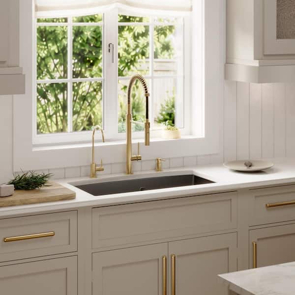 Karran Undermount Quartz Composite 32 in. 60/40 Double Bowl