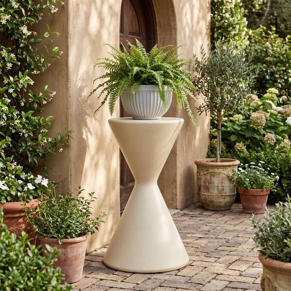 CHRISTOPHER KNIGHT HOME Cova Modern Indoor/Outdoor Beige MGO Round