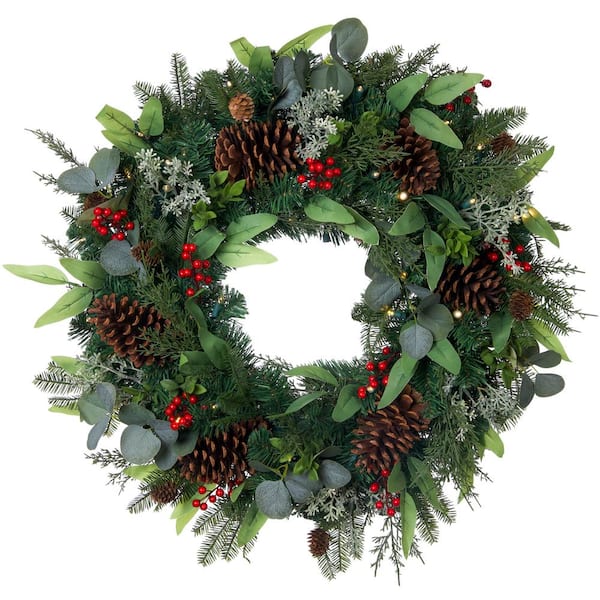 Village Lighting Company 30 in. Green battery-operated prelit LED Artificial Christmas Wreath with Christmas Woods