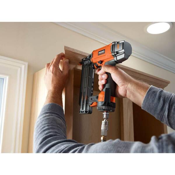 RIDGID - Pneumatic 16-Gauge 2-1/2 in. Finish Nailer with 18-Gauge 2-1/8 in. Brad Nailer