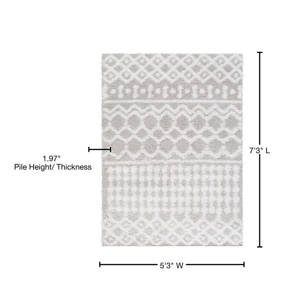 Off-White and Light Gray Moroccan Shag Area Rug, 10' x 14'