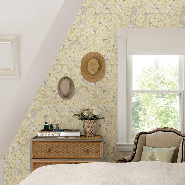 Hall & Stairs Wallpaper - Plain Pale Lemon - Yellow - 45980 Amelia - Shabby  Chic