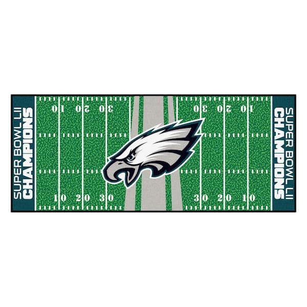 FANMATS Philadelphia Eagles Super Bowl LII Champions Green 2.5 ft. x 6 ft. Field Runner Rug