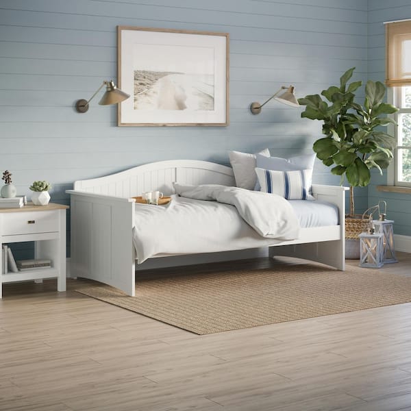 Nantucket White Twin Solid Wood Daybed