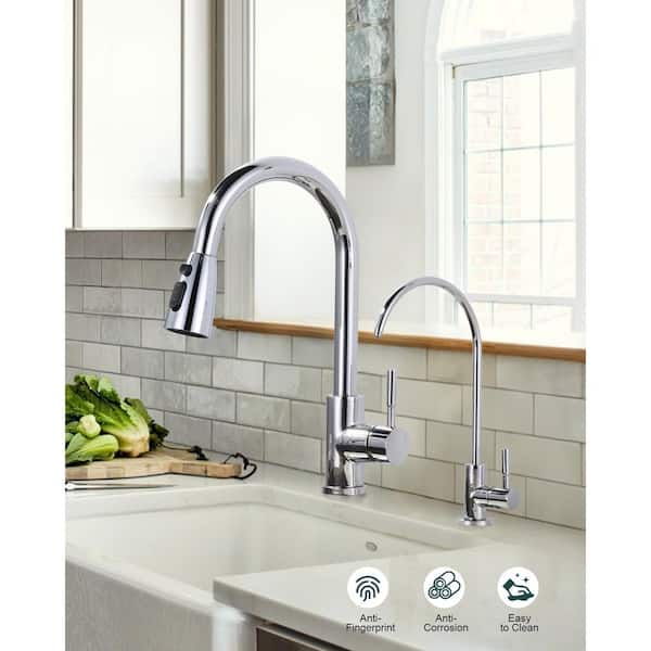 Single Handle Pull Down Sprayer Kitchen Faucet with Water Filter Faucet Stainless Steel in Chrome