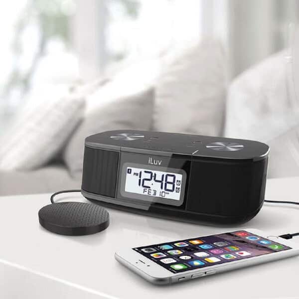 iLuv Black Pillow Shaker Digital FM Alarm Clock